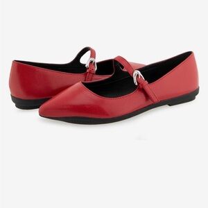 AEROSOLES Women's Red Flats with Buckle